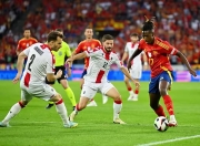 欧洲杯赛场精彩集锦，球迷热血沸腾的简单介绍