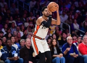 关于老鹰陷入低谷，掀起高潮连败，魔术球队命运悬念！的信息